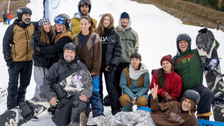 Grupp med ledare från utbildning Snow Nation